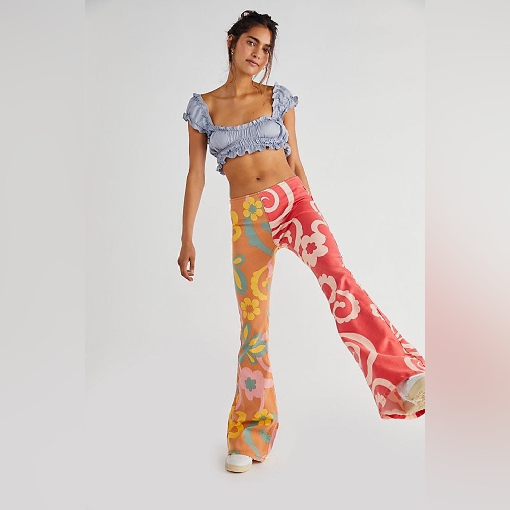 Free People Printed Penny Pull On Flares Size 31